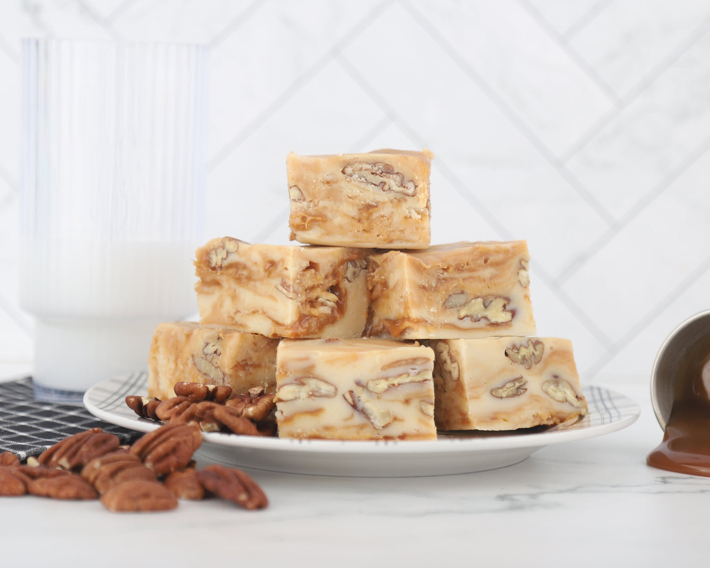 Caramel Pecan Cheesecake Fudge